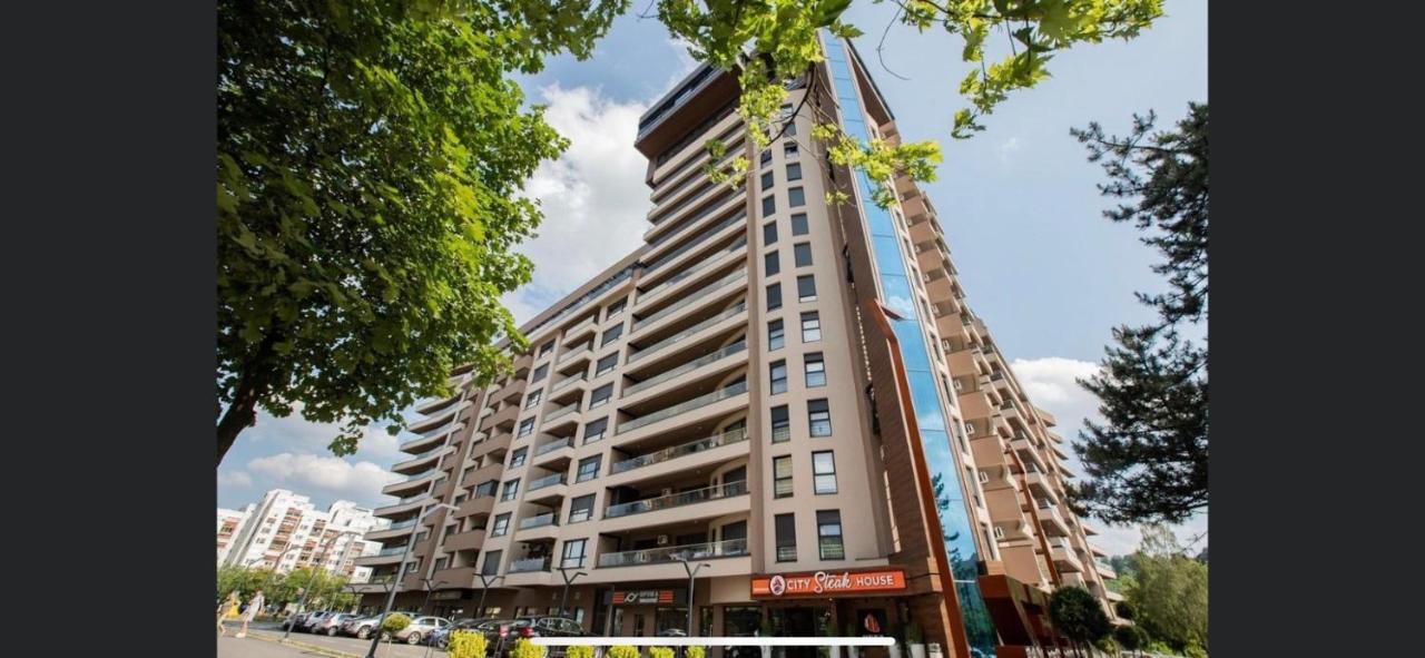 City Heez Apartman Appartement Tuzla Buitenkant foto