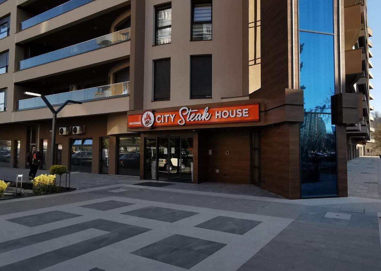 City Heez Apartman Appartement Tuzla Buitenkant foto